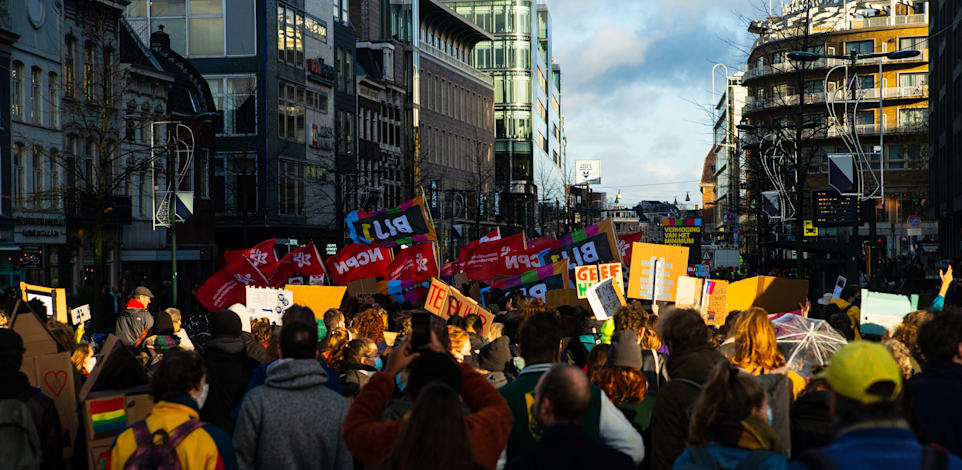 הפגנה בעקבות משבר הדיור בהולנד. מחירי השכירות עלו בשנה האחרונה בחדות / צילום: Shutterstock