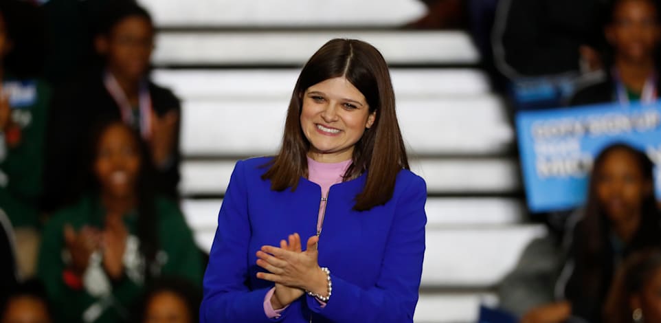 הנציגה הדמוקרטית המקבלת תמיכה מהארגון הפרו-ישראלי אייפאק במרוץ לפריימריז, היילי סטיבנס / צילום: Associated Press, Paul Sancya