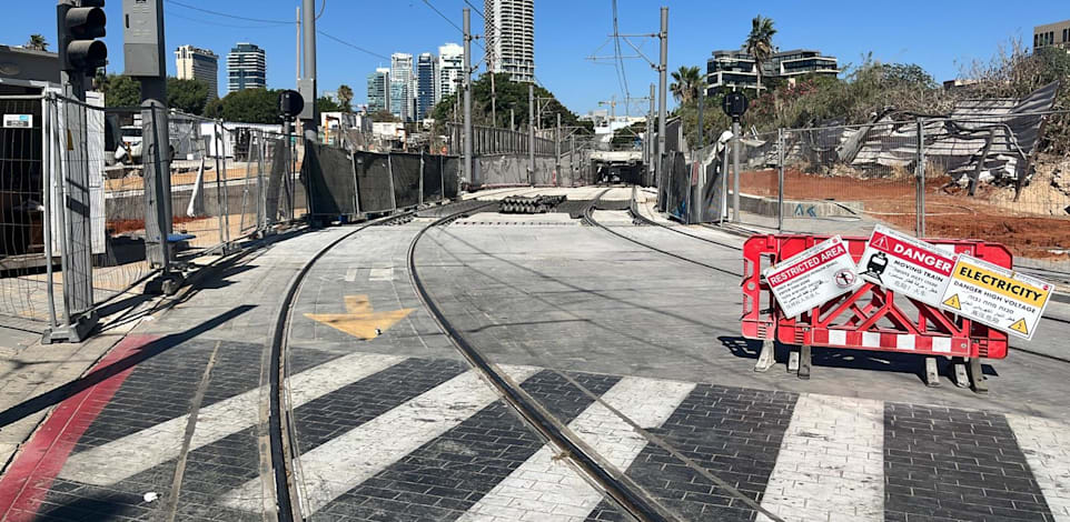 תחנת הרכבת הקלה ביפו / צילום: גלית פורת