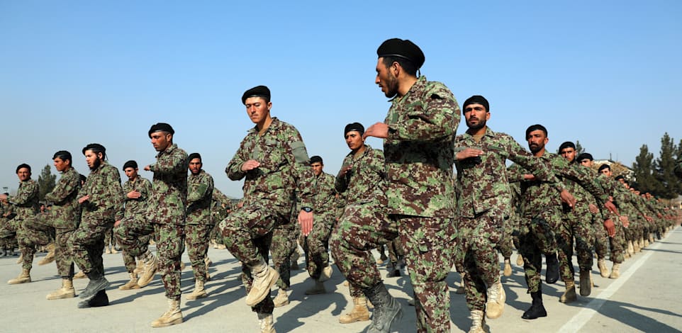 טקס סיום הכשרת טירונים בצבא הלאומי של אפגניסטן, ינואר / צילום: Associated Press, Rahmat Gul