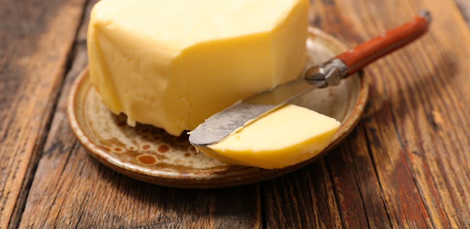 חמאה. הצעד מיטיב עם הצרכנים? / צילום: Shutterstock, margouillat photo