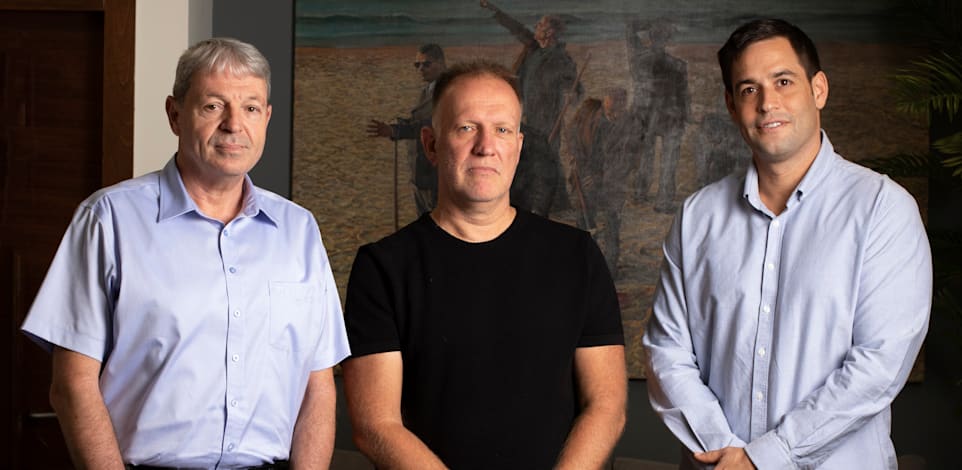 בעלי קרן JTLV. מימין: אריאל רוטר, עמיר בירם ושלמה גוטמן / צילום: שרון גבאי