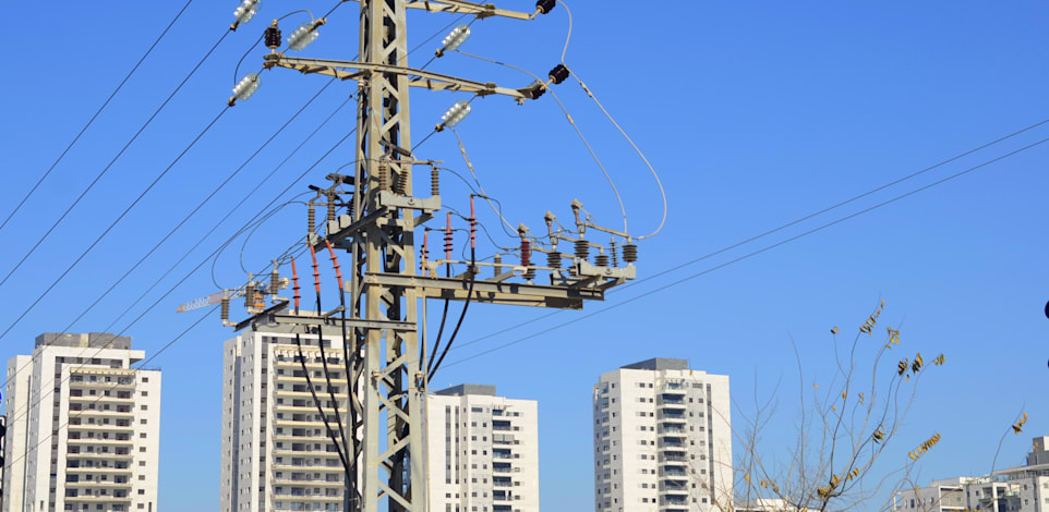עמוד חשמל / צילום: Shutterstock