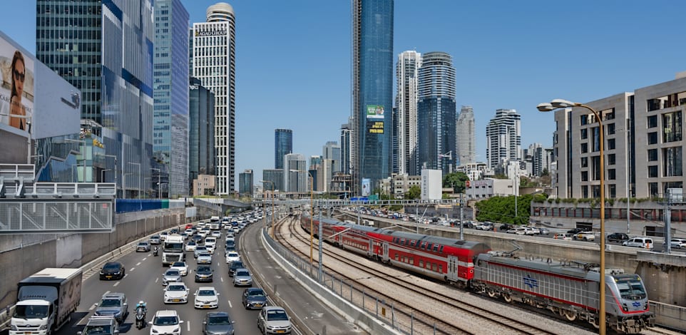 צומת השלום, איילון / צילום: Shutterstock