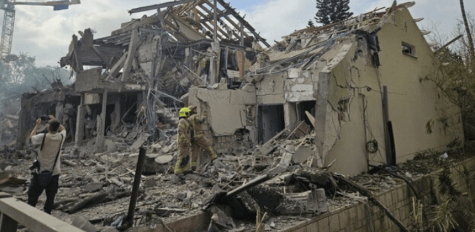 הרס של בניין כתוצאה מהמטח מאיראן / צילום: כב''ה