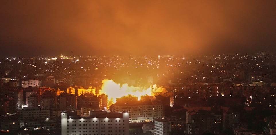 תקיפת צה''ל בלבנון (ארכיון) / צילום: ap, Hassan Ammar