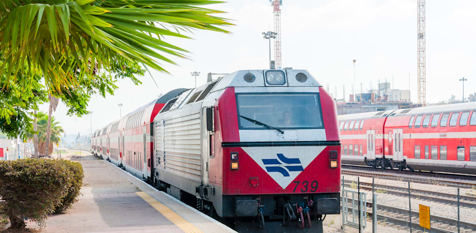 רכבת ישראל / צילום: Shutterstock, YKD