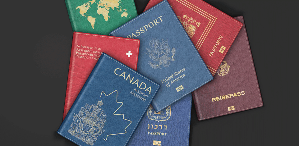 דרכונים / צילום: Shutterstock