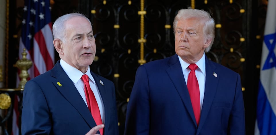 נשיא ארה''ב דונלד טראמפ וראש הממשלה בנימין נתניהו בפגישה בפלורידה אמש / צילום: ap, Alex Brandon