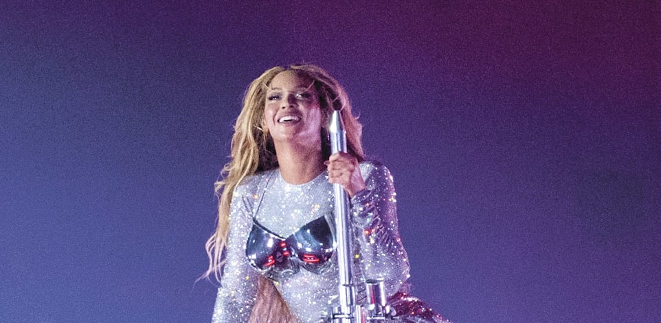 ביונסה בהופעה בוויילס. מנהלת פורטפוליו של נכסים סינרגטיים / צילום: Reuters, INSTARimages.com