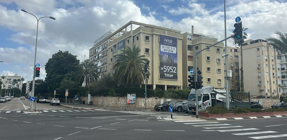 דיירי הבניין עדיין מפונים. המבנה המדובר בת''א / צילום: אנגל אינווסט