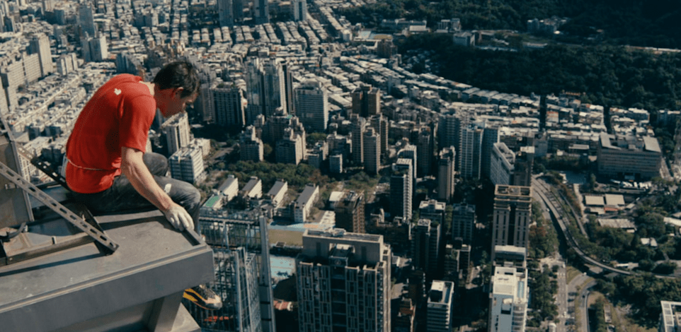 השבוע. לנצח את הפחד עבור מעסיק / צילום: באדיבות נטפליקס Skyscraper Live