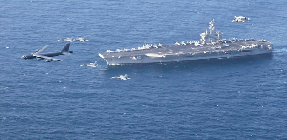 נושאת המטוסים האמריקאית אברהם ליקולן / צילום: ap, Brian M. Wilbur