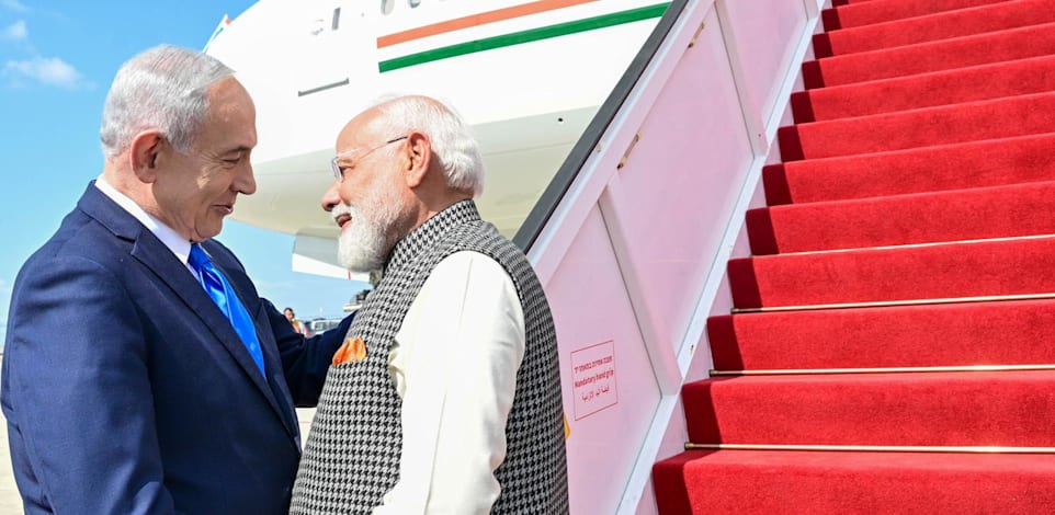 ראש הממשלה בנימין נתניהו וראש ממשלת הודו נרנדרה מודי בנתב״ג, היום / צילום: קובי גדעון, לע״מ