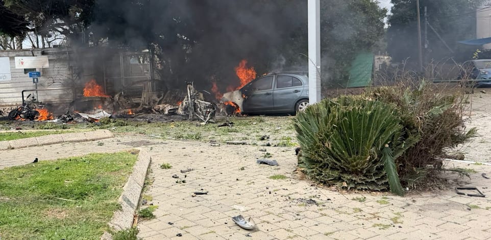 זירת נפילה של שברי יירוט במרכז / צילום: מד''א