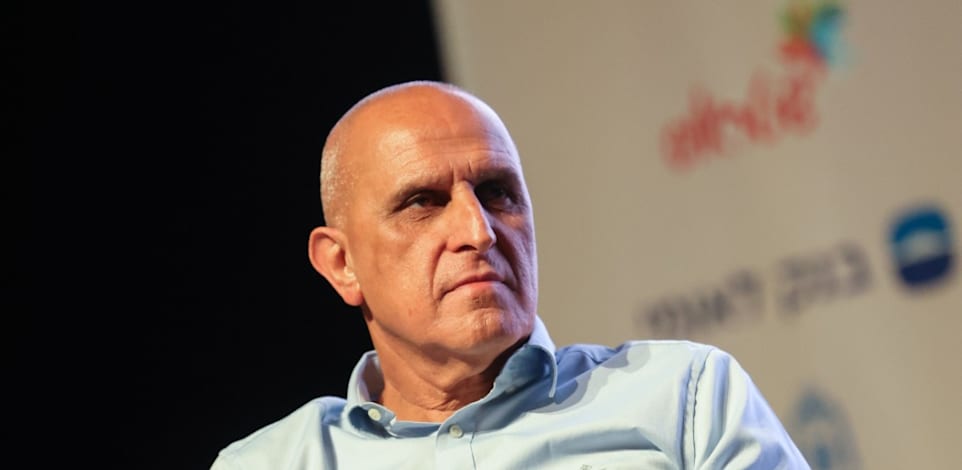 אל״ם (במיל') טליה לנקרי בשיחה עם אלוף (במיל׳) סמי תורג׳מן, מפקד פיקוד הדרום לשעבר / צילום: שלומי יוסף
