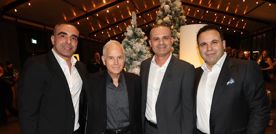 מימין - עלא טנוס, מנכ''ל BST קנדה ומבעלי קבוצת BST, אליאס טנוס, מנכ''ל קבוצת BST ומבעלי קבוצת BST, רפי ביסקר, יו''ר קבוצת  BST ו-וסים טנוס, סמנכ''ל נכסים ומבעלי קבוצת BST / צילום: רפי דלויה