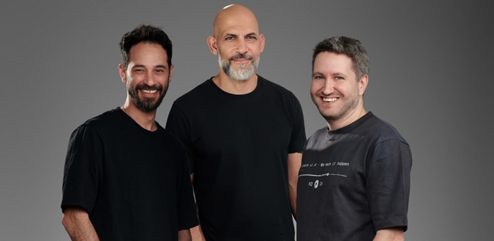 מייסדי Airis Labs: מימין רותם אבלס, עמוס להב, נועם פרידמן / צילום: Eclipse media
