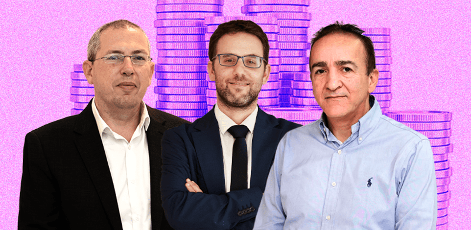 מהרן פרוזנפר, הממונה על התקציבים; שמואל אברמזון, הכלכלן הראשי; שי אהרונוביץ', מנהל רשות המסים / צילומים: יוסי זמיר, דוברות משרד האוצר