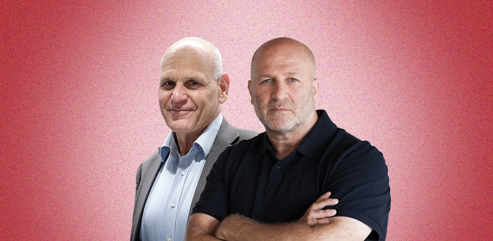 חן גולן מנכ''ל נקסט ויזן, בצלאל (בוצי) מכליס, מנכ''ל אלביט / צילום: רמי זרנגר, שלומי יוסף