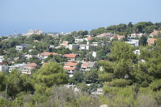 שכונת דניה, חיפה. פלח העסקאות היקרות בעיר מצומצם / צילום: איל יצהר