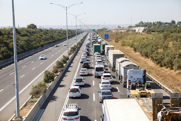פקקים בכבישי ישראל / צילום: שלומי יוסף פקקים בכבישי ישראל / צילום: שלומי יוסף