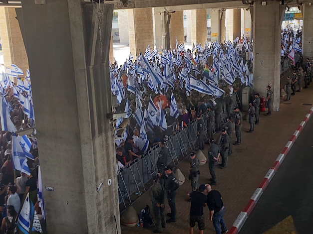 אלפים מפגינים בנתב''ג ב-2023 / צילום: תמונה פרטית