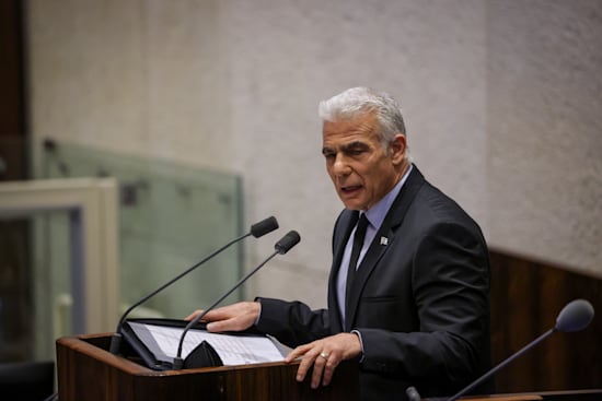 לפיד בפתיחת מושב החורף בכנסת / צילום: נועם מושקוביץ, דוברות הכנסת לפיד בפתיחת מושב החורף בכנסת / צילום: נועם מושקוביץ, דוברות הכנסת