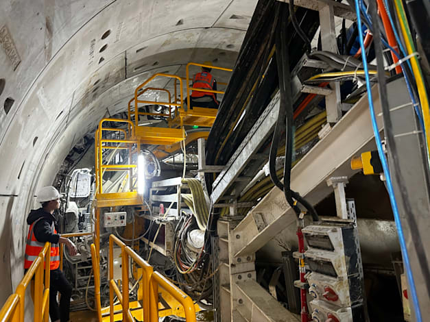 עבודות על הקו הירוק של הרכבת הקלה / צילום: בר לביא עבודות על הקו הירוק של הרכבת הקלה / צילום: בר לביא