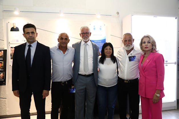 עפרה אלול, אליהו ומזל טהר, חיים טייב, אילן חממי, רון שפירא / צילום: סיון פרג עפרה אלול, אליהו ומזל טהר, חיים טייב, אילן חממי, רון שפירא / צילום: סיון פרג