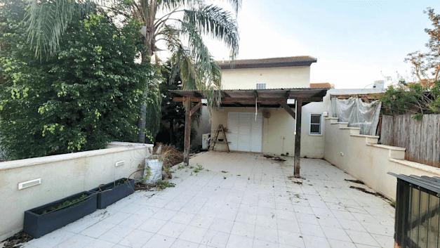 הבית ברחוב ארבל בכוכב יאיר-צור יגאל / צילום: נועה יריב מלו הבית ברחוב ארבל בכוכב יאיר-צור יגאל / צילום: נועה יריב מלו