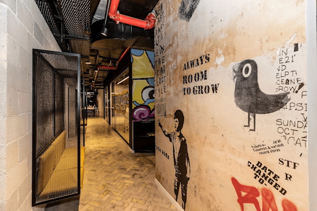 cityzone מעבדת החדשנות בפארק עתידים תל אביב. תאורה טבעית. אקוסטיקה וטכנולוגיות חכמות כמפתח עיצובי / צילום: אורי ישי cityzone מעבדת החדשנות בפארק עתידים תל אביב. תאורה טבעית. אקוסטיקה וטכנולוגיות חכמות כמפתח עיצובי / צילום: אורי ישי