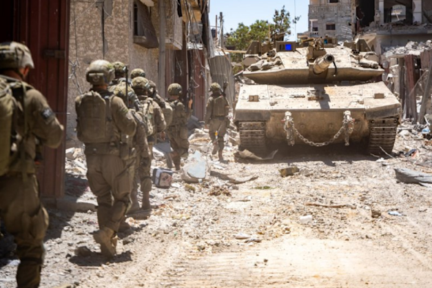 כוחות אוגדה 98 פועלים במרחב שג'אעיה וזייתון / צילום: דובר צה''ל כוחות אוגדה 98 פועלים במרחב שג'אעיה וזייתון / צילום: דובר צה''ל