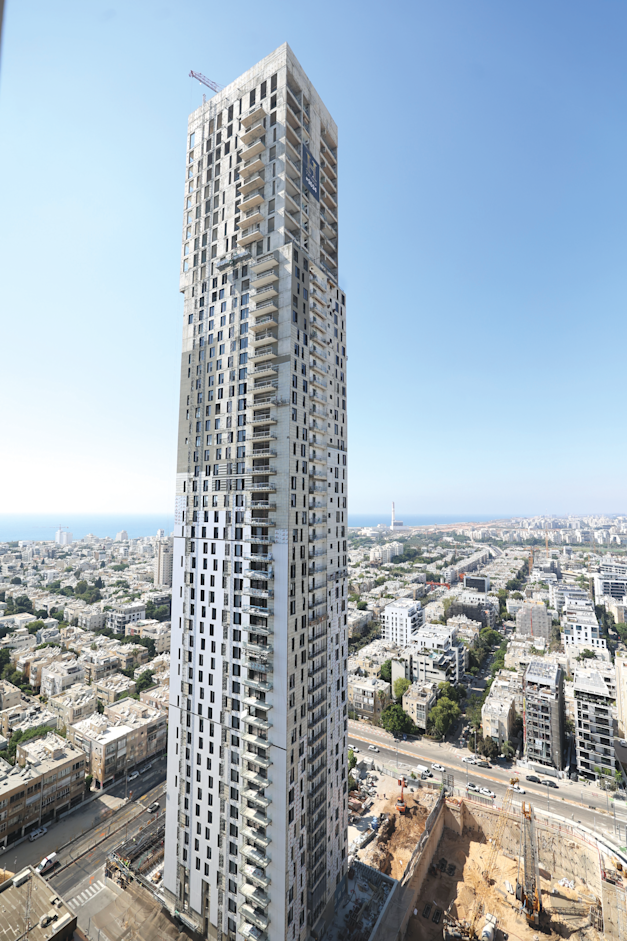המשרדים החדשים שישנו את קו הרקיע של תל אביב / צילום: שלומי יוסף המשרדים החדשים שישנו את קו הרקיע של תל אביב / צילום: שלומי יוסף
