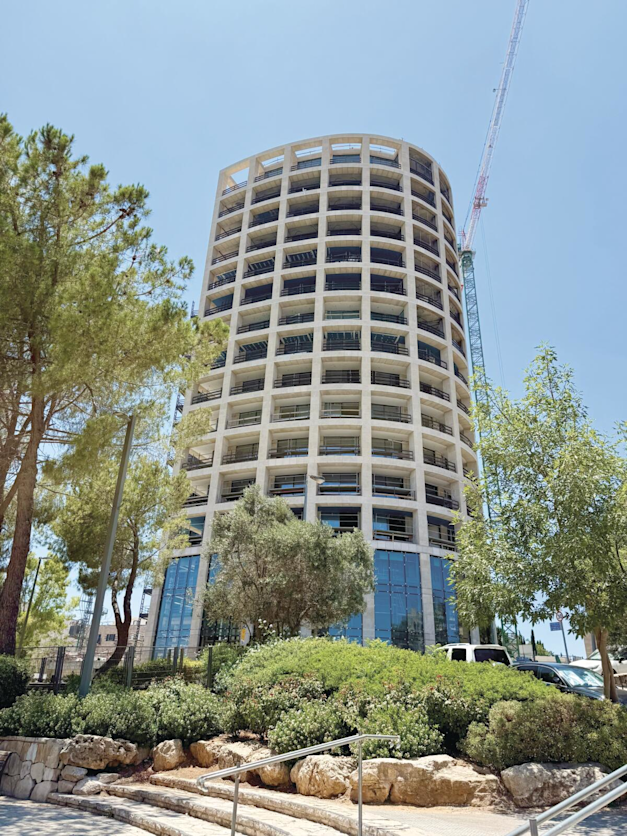 רחוב המלך ג'ורג' בירושלים, היזמים בחרו להקים 15 דירות במקום 40 / צילום: פרטי