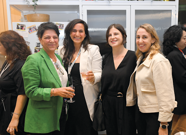 מימין לשמאל: הדר ויינברגר, חמדת שגיא, אורלי גרופר ורונית אשל / צילום: ליאת מנדל