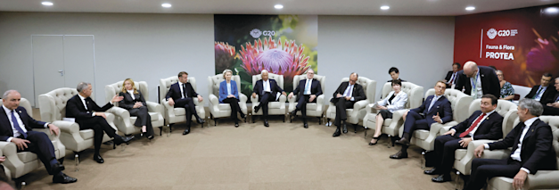 מנהיגי מדינות החברות ב-G20 בפגישה בנושא שלום באוקראינה / צילום: Reuters, Kaname Yoneyama