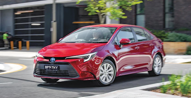 קורולה סדאן הייבריד / צילום: יח''צ