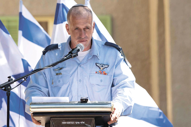 מפקד אגף תקשוב בצה''ל, האלוף אביעד דגן / צילום: דובר צה''ל