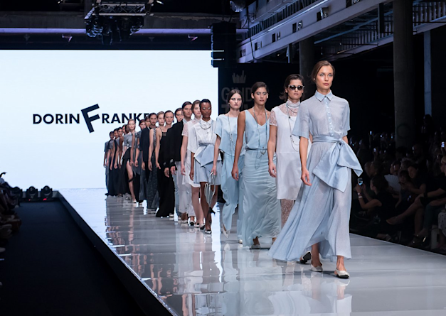 מתוך שבוע האופנה 2015, קולקציה בהשראת המשוררת זלדה / צילום: מתוך התערוכה