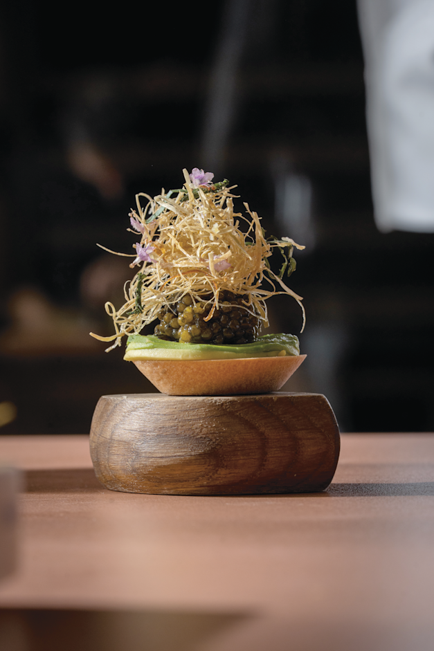 טארטלט חומוס, קוויאר וקרם שמפניה / צילום: אסף קרלה טארטלט חומוס, קוויאר וקרם שמפניה / צילום: אסף קרלה