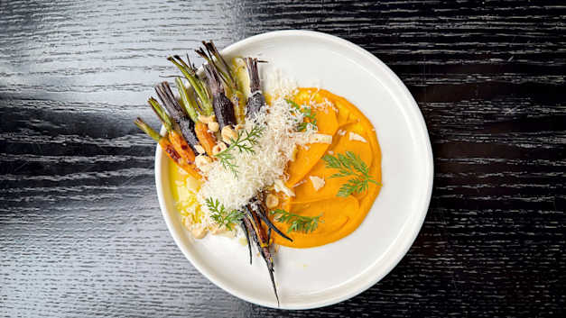 גזרים צבעוניים בג׳וספר / צילום: דר טייב גזרים צבעוניים בג׳וספר / צילום: דר טייב