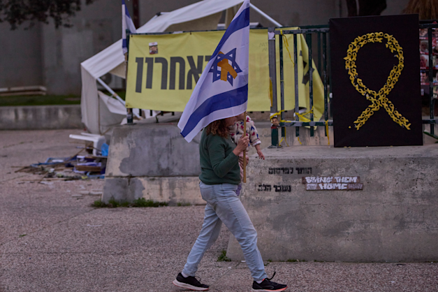 גופתו של החטוף רן גואילי הושבה לקבורה בישראל, השבוע / צילום: ap, Ohad Zwigenberg גופתו של החטוף רן גואילי הושבה לקבורה בישראל, השבוע / צילום: ap, Ohad Zwigenberg