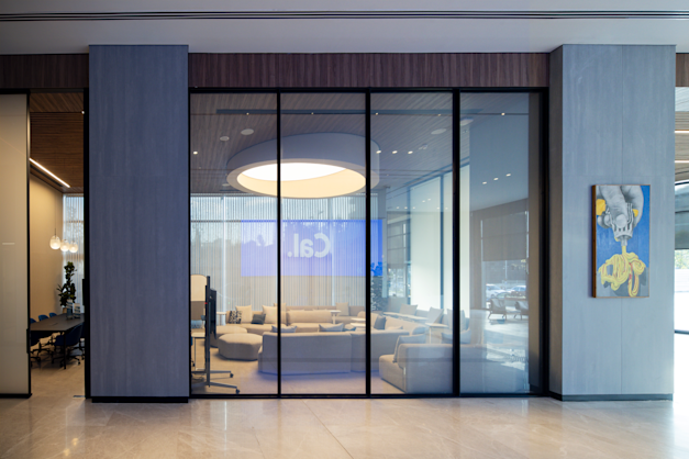 פרוייקט של כאל. עיצוב: סתר אדריכלים / צילום: כפיר זיו