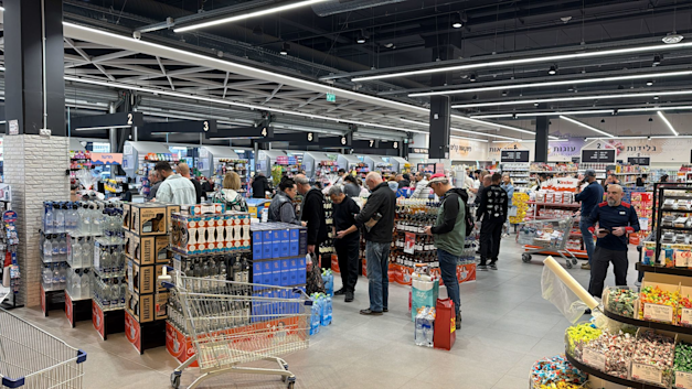 תורים בקופות של קשת טעמים / צילום: באדיבות קשת טעמים