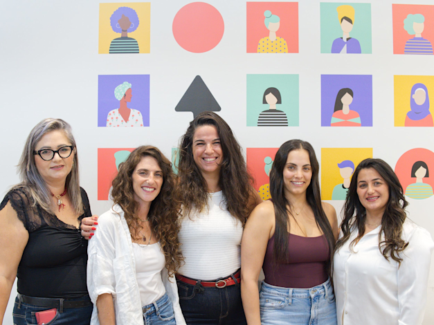 לינוי אשרם ויזמיות מהצפון / צילום: יונתן כהן לינוי אשרם ויזמיות מהצפון / צילום: יונתן כהן