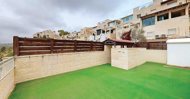 הקוטג' בשכונת גבעת משואה בירושלים / צילום:  רימקס שירז נדלן ירושלים