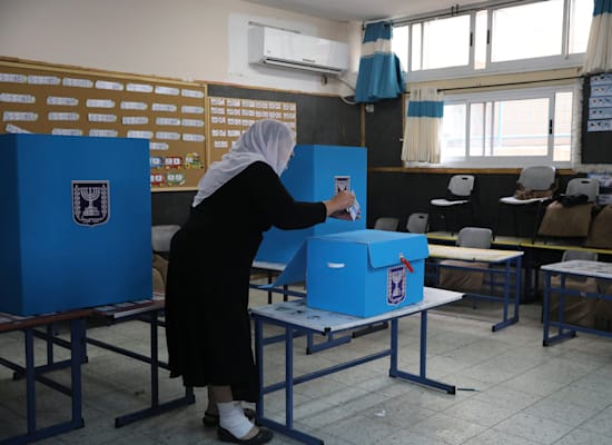 קלפי במע'אר / צילום: Associated Press, Mahmoud Illean, קלפי במע'אר / צילום: Associated Press, Mahmoud Illean,