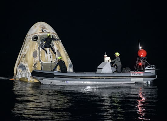 חללית דרגון של SpaceX ובה ארבעה אסטרונאוטים של נאס"א, נחתה בהצלחה השבוע / צילום: Associated Press, Bill Ingalls חללית דרגון של SpaceX ובה ארבעה אסטרונאוטים של נאס"א, נחתה בהצלחה השבוע / צילום: Associated Press, Bill Ingalls