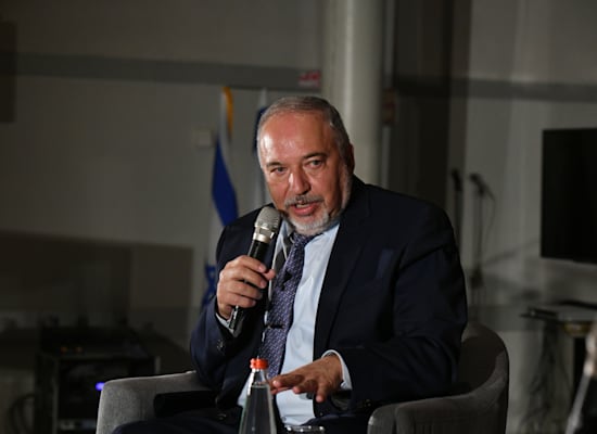 שר האוצר אביגדור ליברמן / צילום: איל יצהר שר האוצר אביגדור ליברמן / צילום: איל יצהר